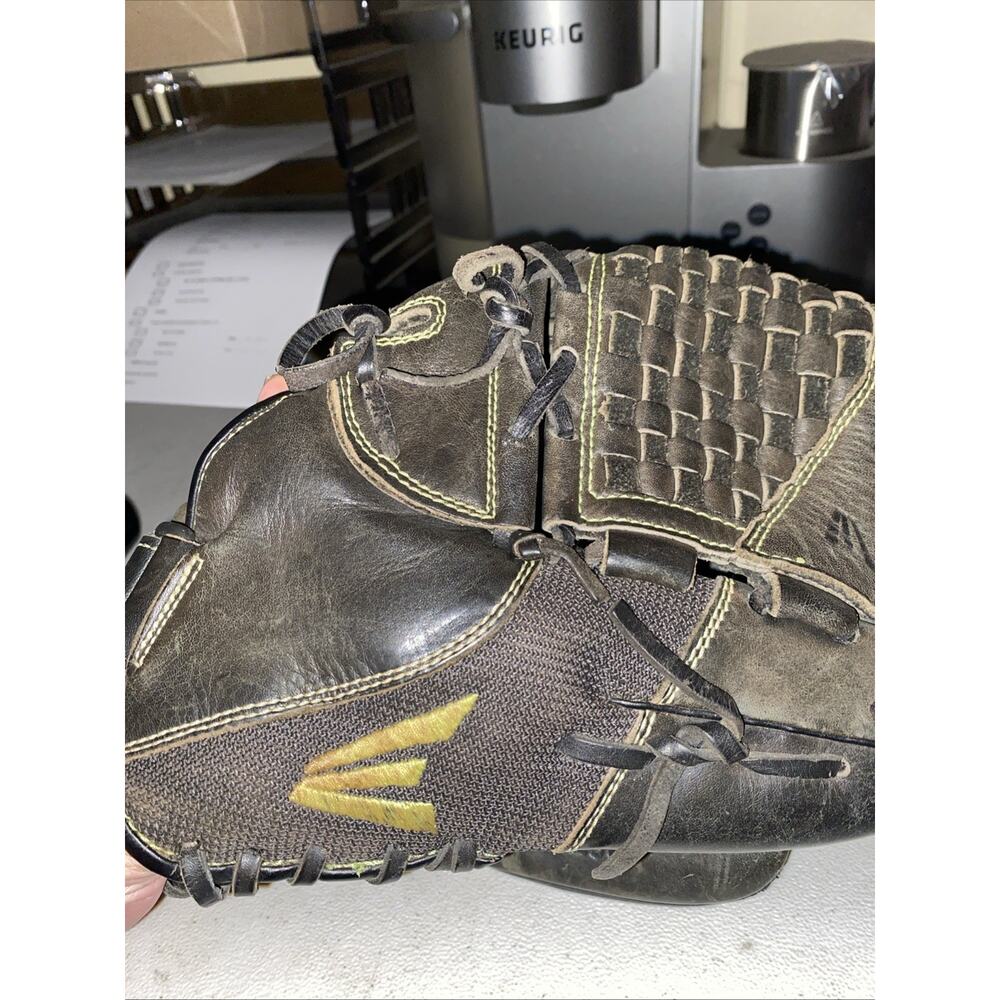Easton 12 and a 1/2 inch pattern symfp 1250 RHT